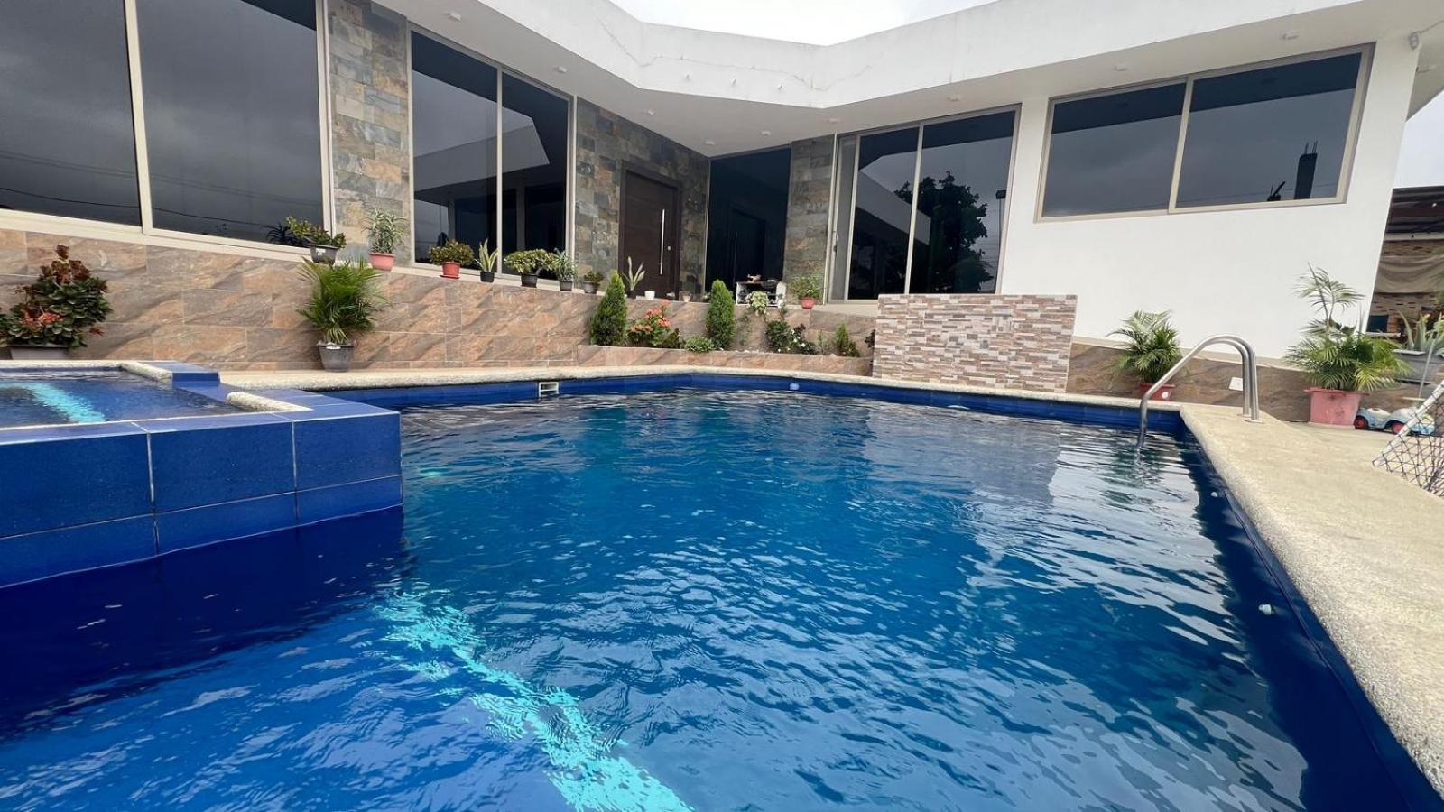 Casa Con Piscina Privada Hotel Manta Exterior photo
